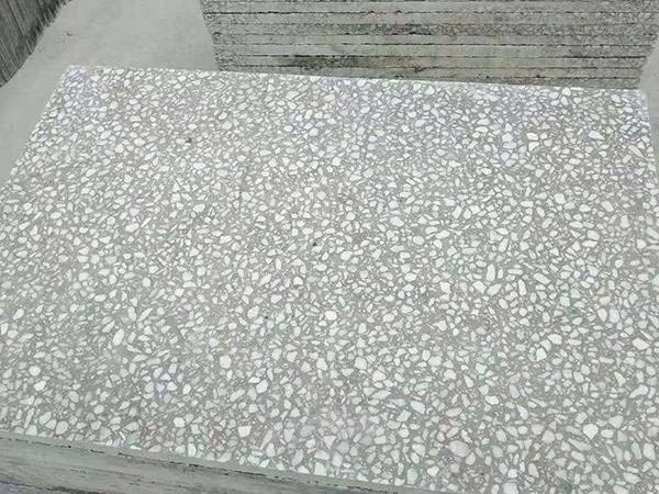 水泥預(yù)制板