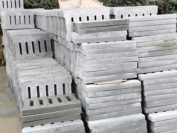 320x500x50厚溝蓋板